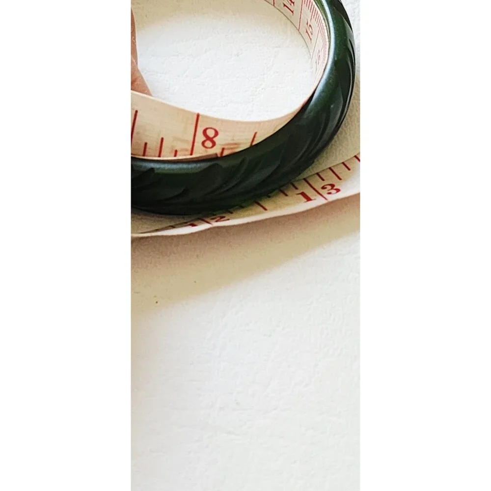 Vintage Bakelite Carved Green Bangle Bracelet 7.75